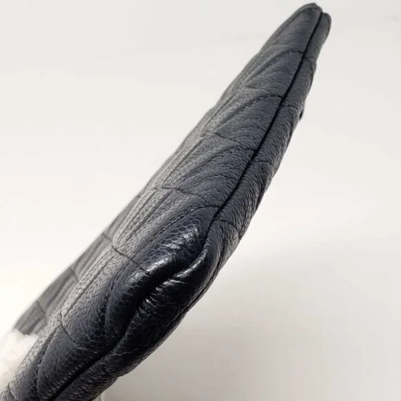 Authentic CHANEL CC Caviar Learher Quilted Cosmetic /Classic Clutch Bag - Picture 9 of 13